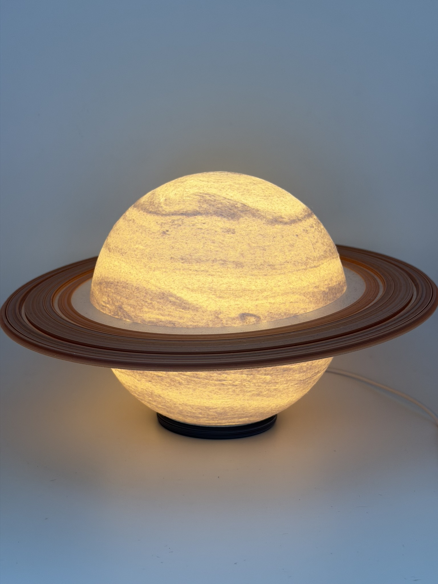Lampa „Saturn”