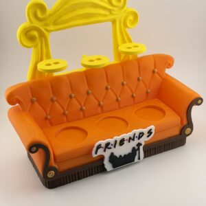 Kanapa „Friends” – podstawka pod figurki kolekcjonerskie