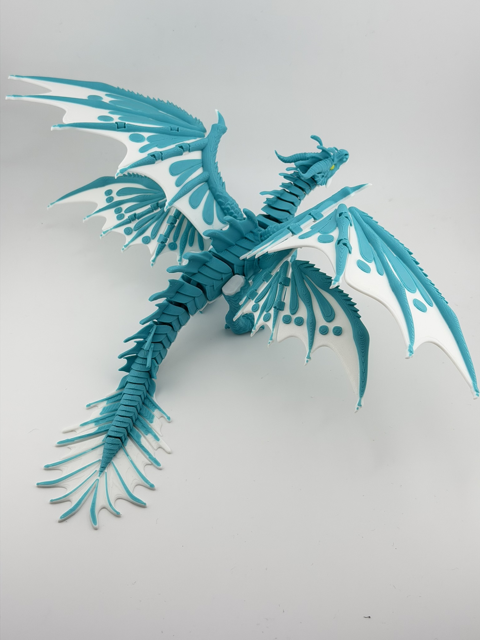 Smok "Frostwing Aetherion – Lodowy Strażnik Północy" 3D - obrazek 6