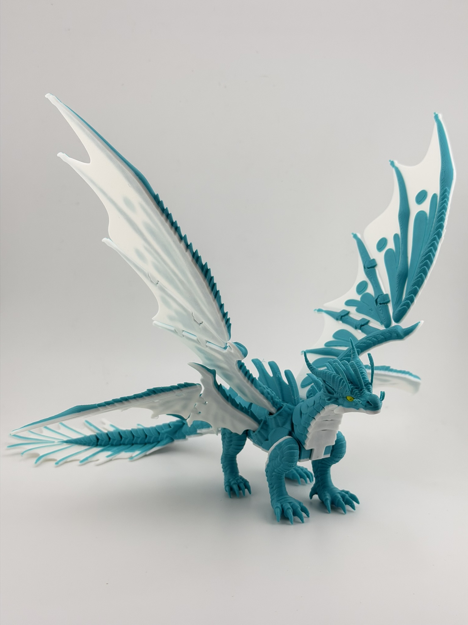 Smok "Frostwing Aetherion – Lodowy Strażnik Północy" 3D - obrazek 10